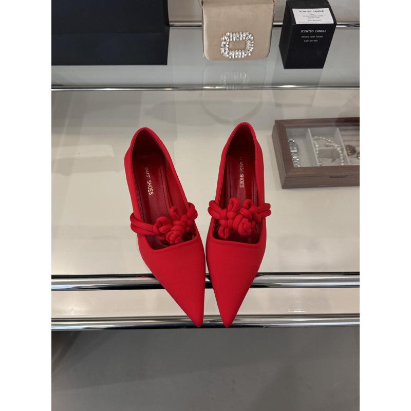 New Chinese style Chinese knot small red shoes women's 2025 spring and autumn new Mary Jane shoes red light mouth single shoes satin