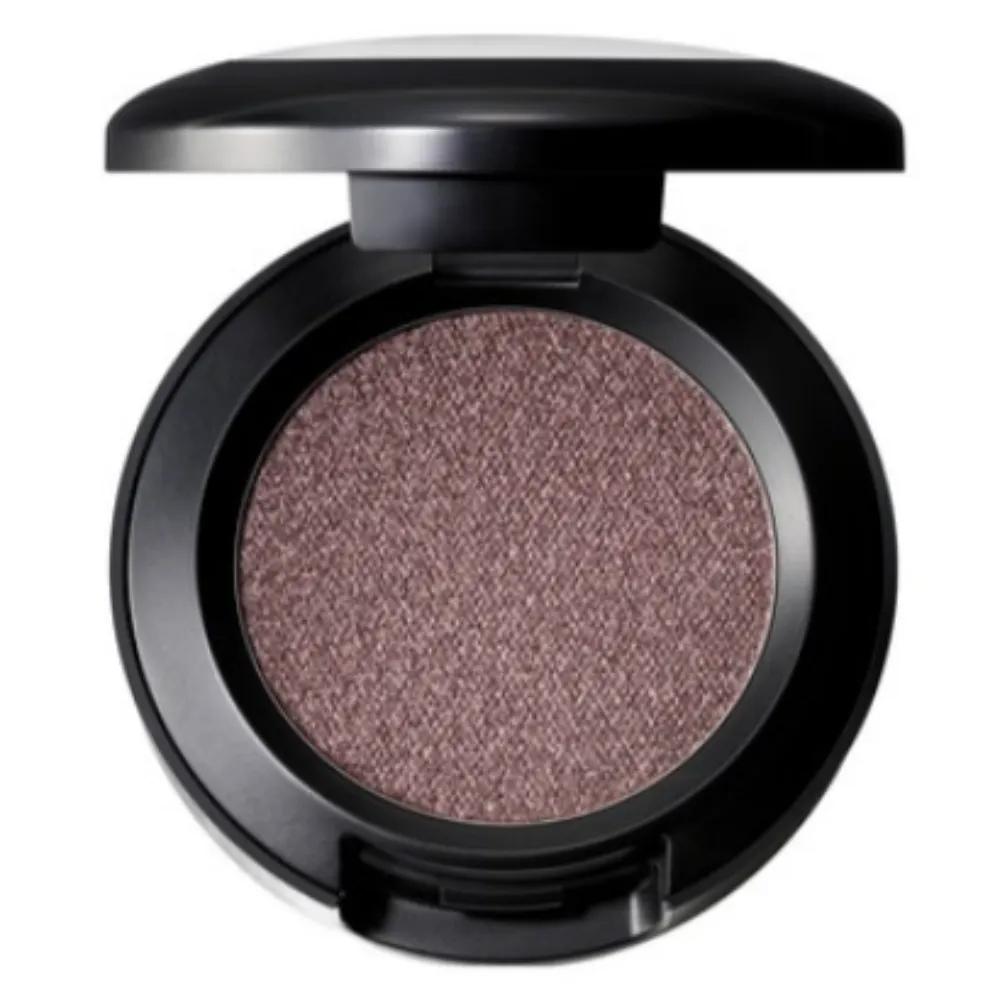 MAC Dazzle Eyeshadow Girlfriend Anniversary Taupe Burst