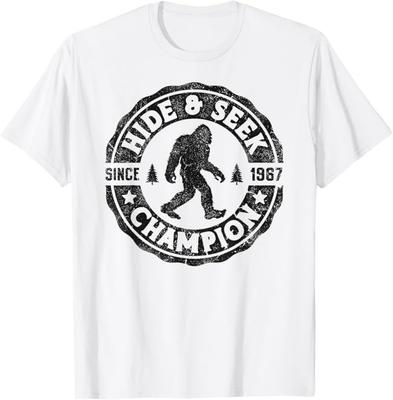 Bigfoot Versteckspiel-Champion Lustiges Sasquatch Retro Vintage T-Shirt
