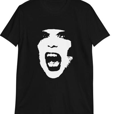 T-shirt nera artwork Mick Mars Unisex manica corta Tutte le taglie JJ5234