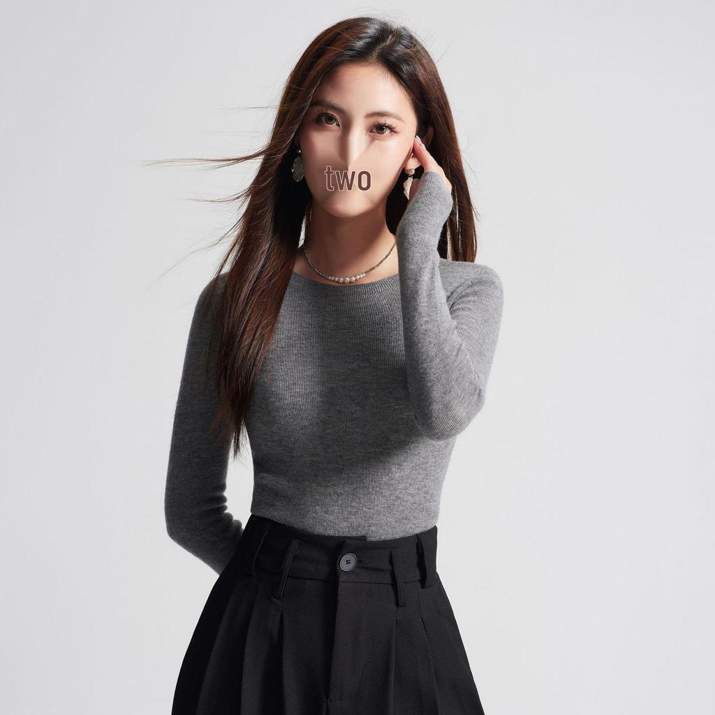 Machine Washable Women's Seamless 100% Pure Wool Round Neck Knit Sweater, 60 Count, 18 Gauge, Autumn Base Layer