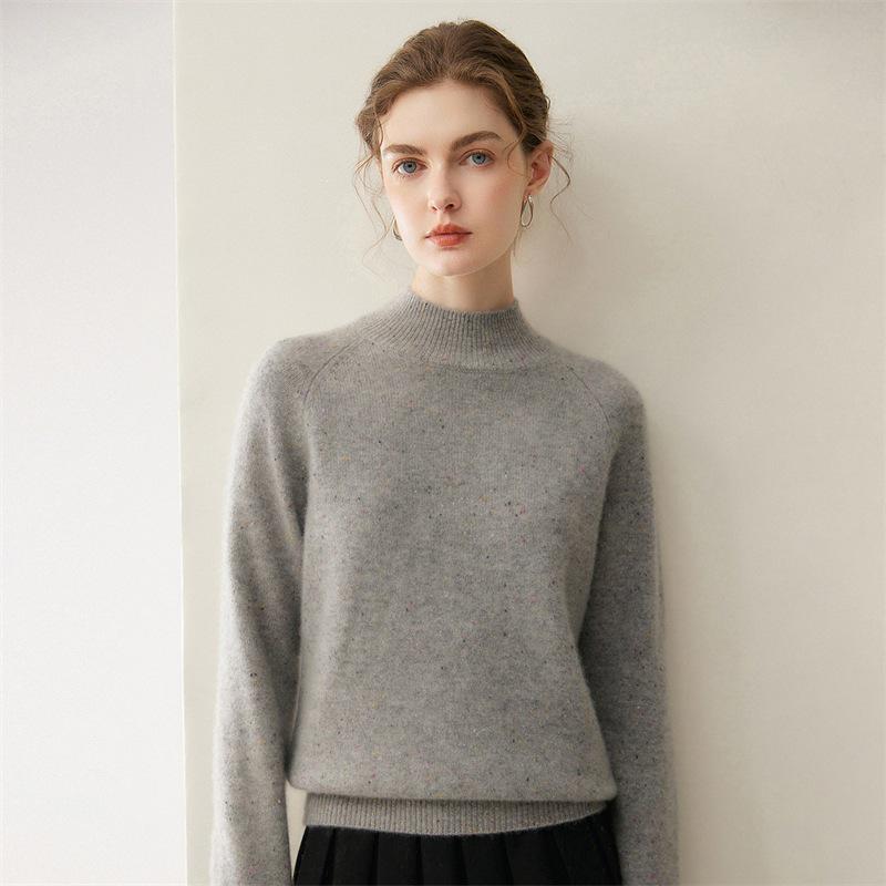 Women's Half-High Neck Cashmere Sweater - Raglan Sleeve, Colored Dot Yarn, Fashionable & Versatile for Autumn/Winter.