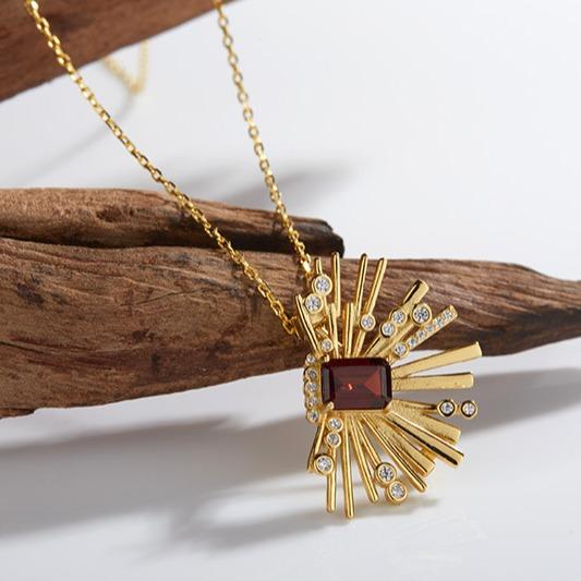Niche Design S925 Silver Inlaid Natural Garnet Necklace Women'S Light Luxury Blooming Collarbone Chain