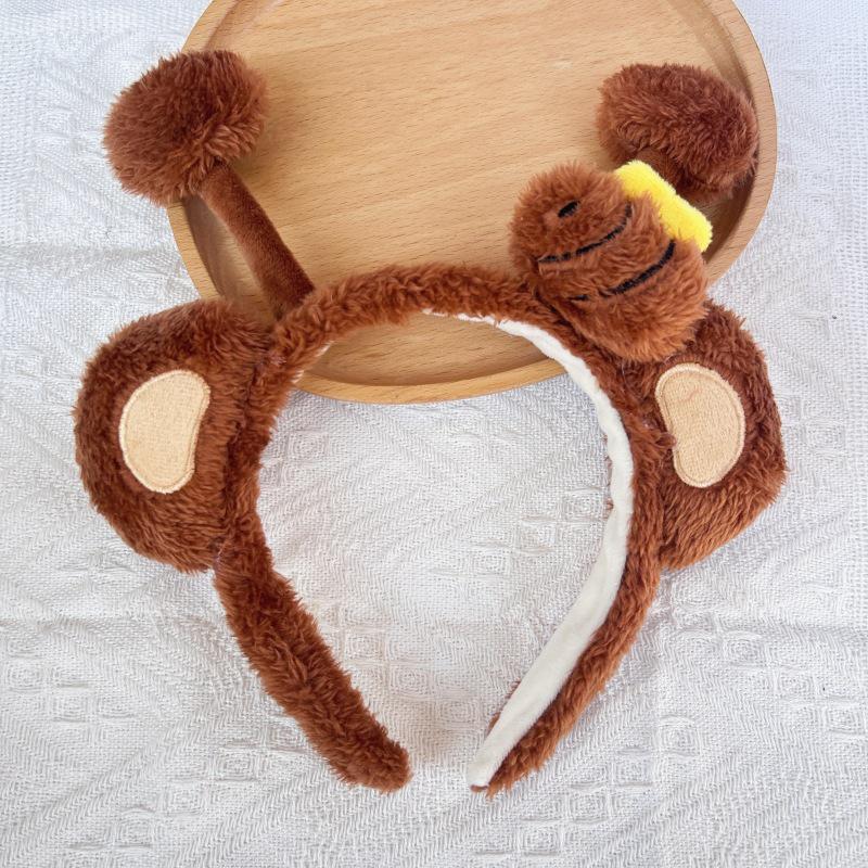 Cartoon Plush Headband: Cute Hair Accessory for Women & Kids, Perfect for Face Washing