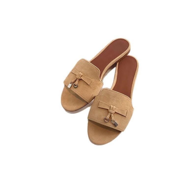 Pelle bovina~ Vera pelle frangiata piccola fibbia dorata a fascia bassa piatta pantofole da donna per l'estate pantofole mezze pigre sandali francesi