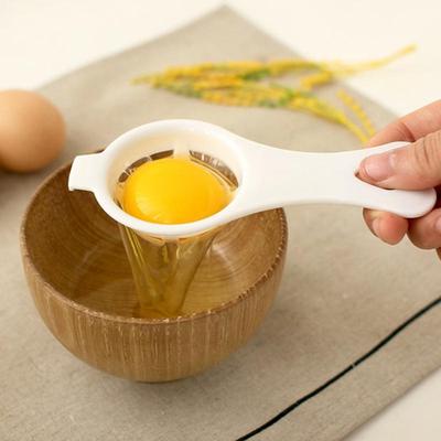 Separador de yema de huevo, divisor de plástico blanco, herramienta práctica para huevos domésticos, herramienta para cocinar y hornear, accesorios de cocina, 1 ud.