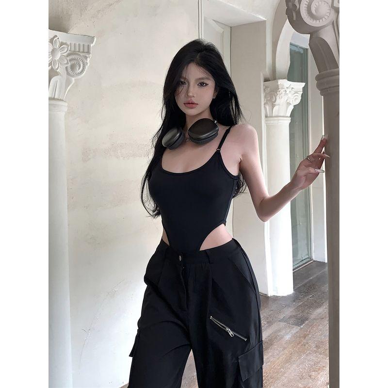 

Сексуальный черный комбинезон с открытой спиной женский летний сексуальный облегающий топ модный треугольный крой, подчеркивающий фигуру, майка