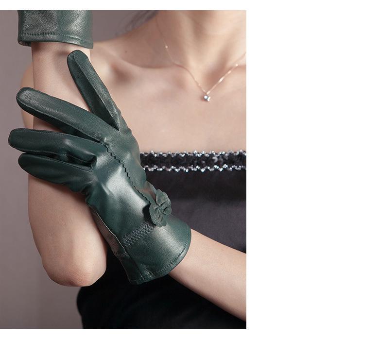 Women's Winter Bow Leather Gloves: Thick Velvet, Windproof, Waterproof, Warm Cycling Gloves