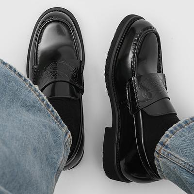 Wysokiej jakości męskie skórzane buty Styl brytyjskiego projektanta Impreza Rekreacja Biznes Codzienna praca Duże rozmiary Czarne mokasyny 38-46 Gorące