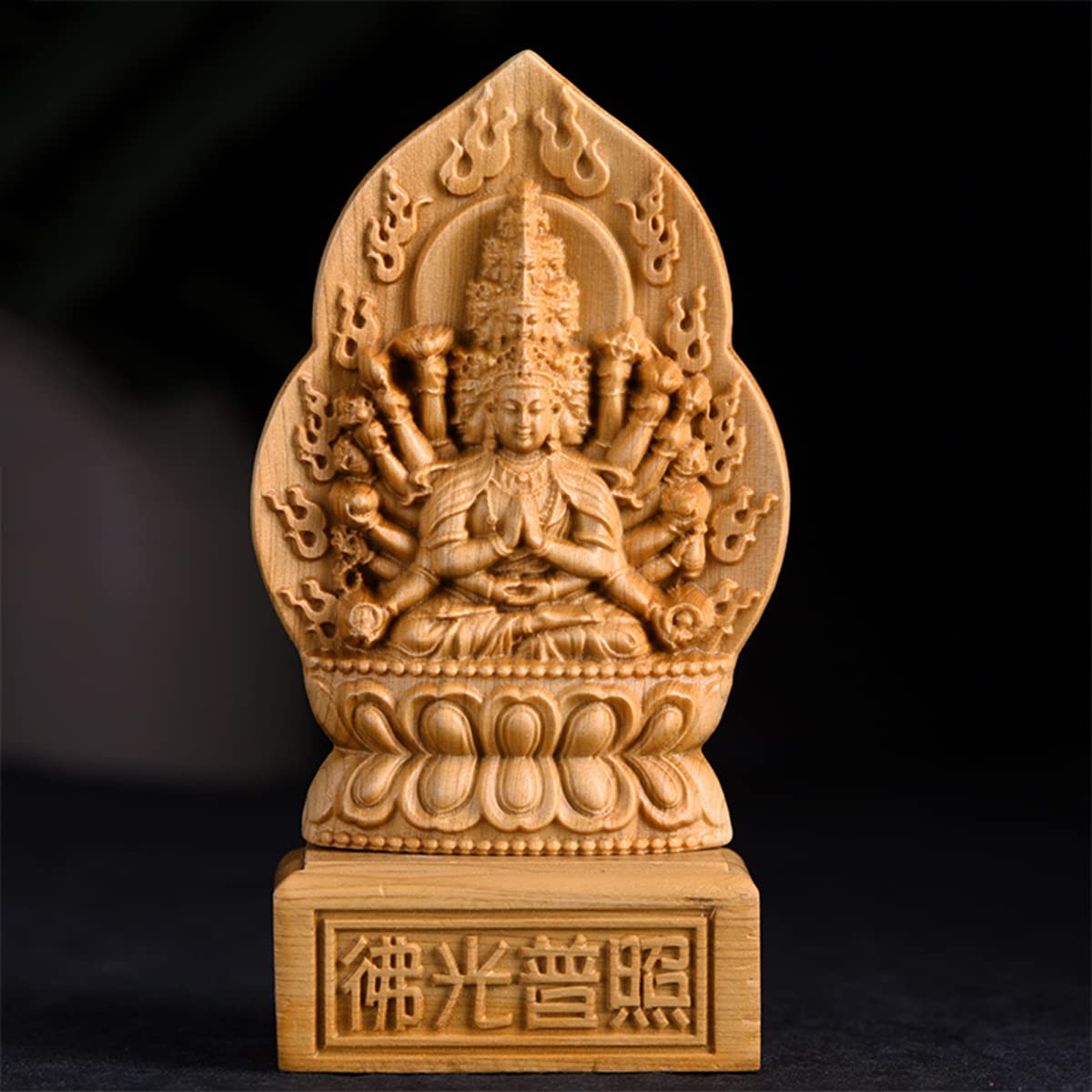 

This carved wooden Buddha statue of the Thousand-Armed Kannon Bodhisattva is made from natural cliff oak. It can be used as a Buddhist altar
