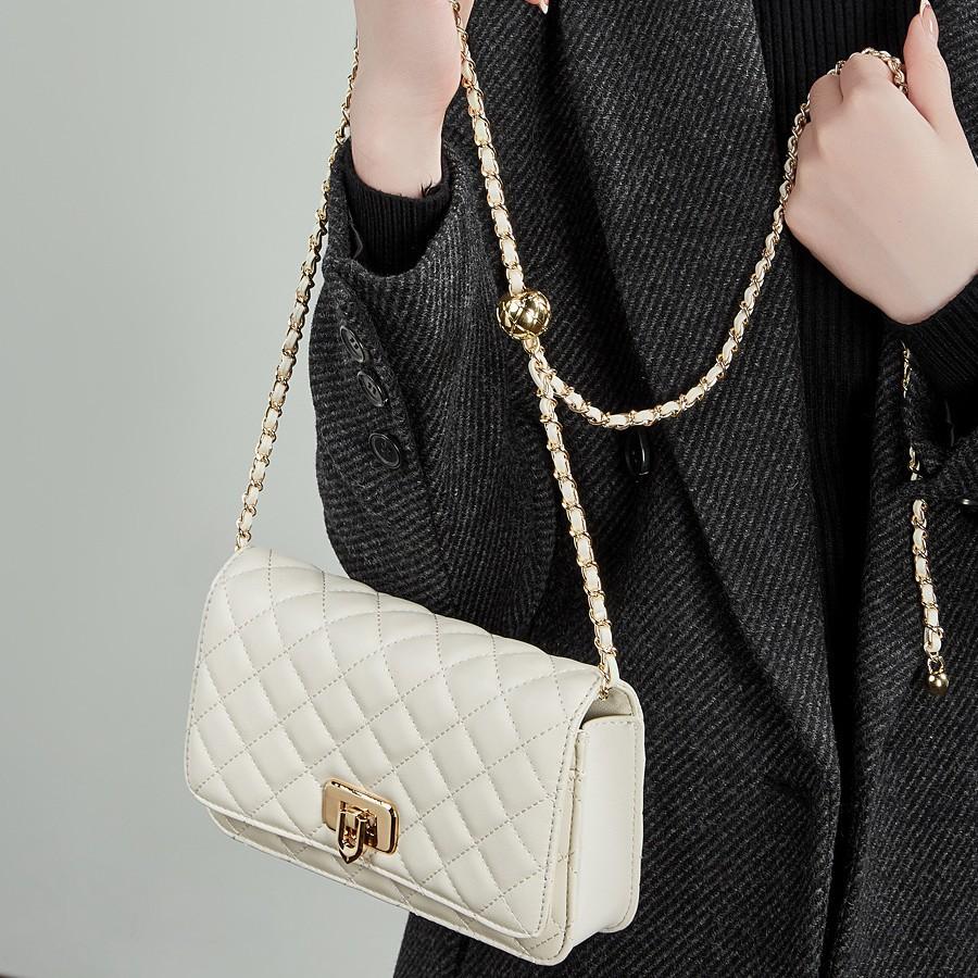 Genuine Leather Versatile Small Square Bag for Women 2025 Autumn Winter New Ins Commuting High-end Style Quilted Crossbody Chain Bag
