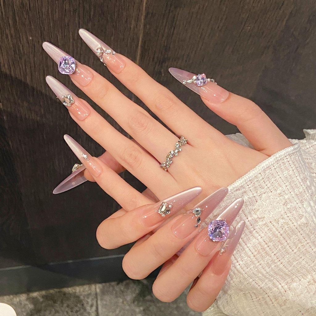 Cute KT Skin-Brightening Cat Eye Handmade French Nails with Fragrant Style and Sparkle Bow