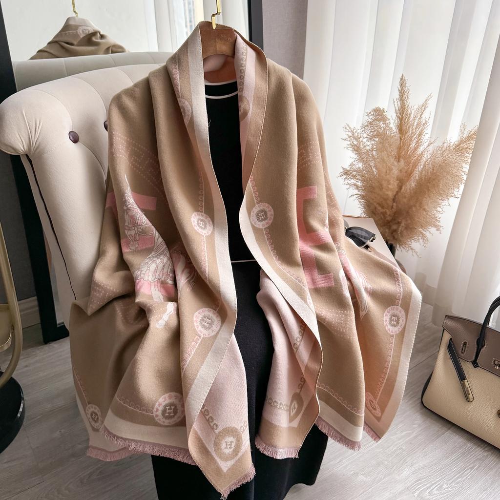 Luxury Winter Cashmere Scarf Women 2025 Design Warm Pashmina Blanket Poncho Scarves Female Carriage Shawl Thick Foulard Bufanda