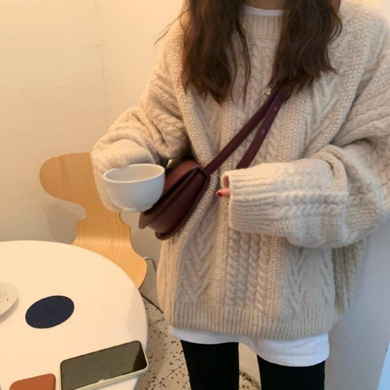 Solid color twist soft waxy pullover sweater women's autumn and winter new fashion loose lazy wind crew neck knitted sweater thick