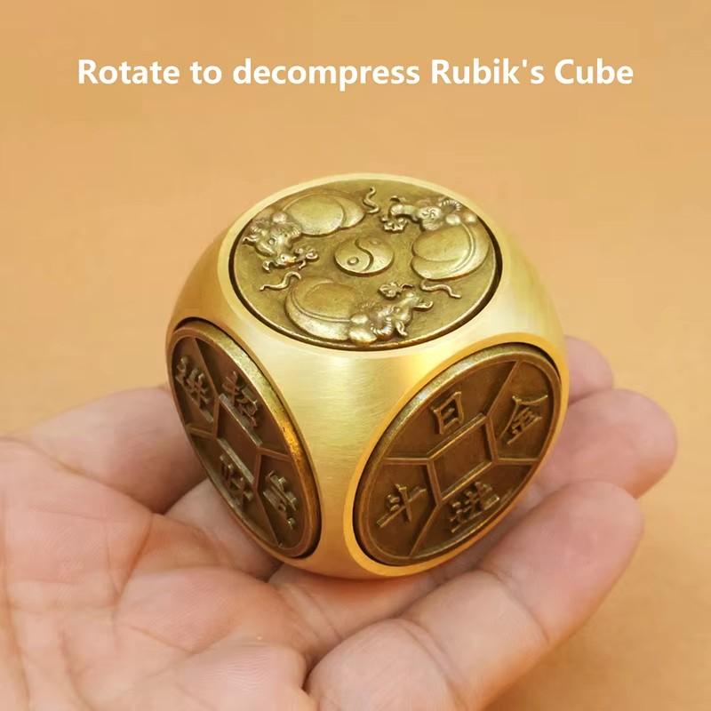 Moeda Giratória da Sorte de Seis Faces em Latão, Brinquedo Fidget, Ferramenta Sensorial para Foco e Alívio do Estresse, Presente de Fortuna Feng Shui para Adultos