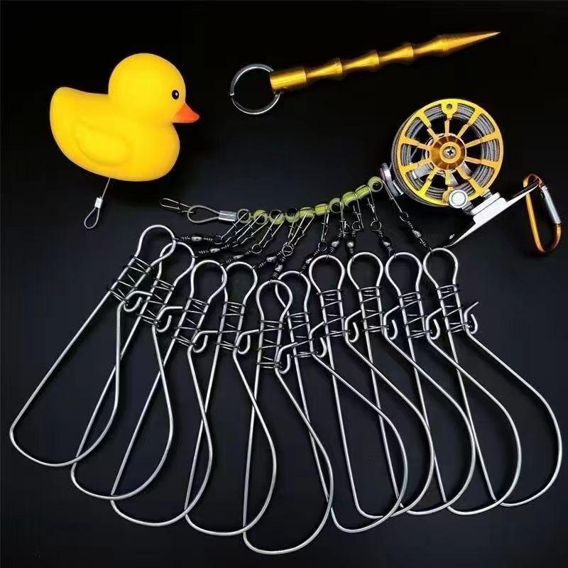 Stainless Steel Anti-Escape Fish Lock: Yellow Duck Design with Retractable Wheel