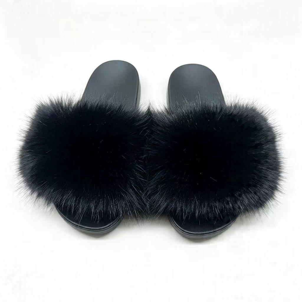 2026 Korean Summer Women's Fashion Slippers: Comfortable, Non-slip, Single Strap, Furry, Casual, Outdoor Wear.