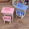 1 Satz Miniatur Puppenhaus Schultisch Stuhl + Stiftebox Rollenspiel Schreibwarenmodell für Puppenzubehör Spielzeug