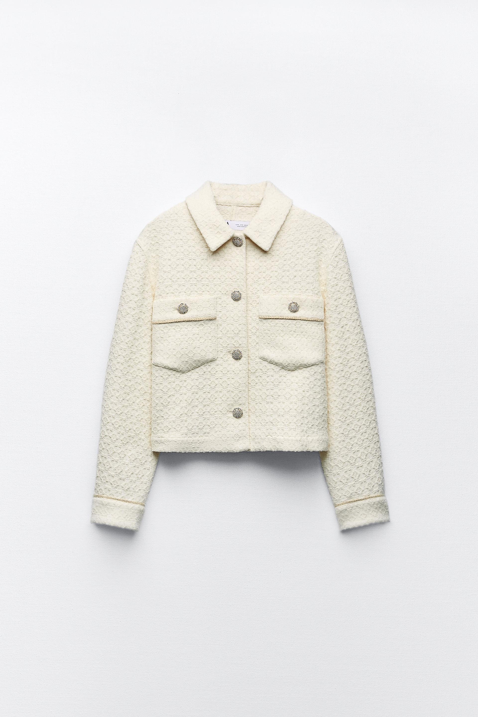 

КОРОТКАЯ КУРТКА СО СТРАЗАМИ