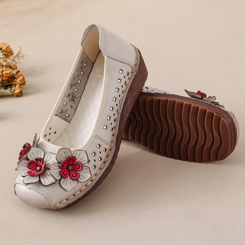 Fashion New Exquisite Cow Leather Wedged Flats Women Handmade Cutout Flower Moccasins Woman Antique Slip On Shoes Ladies Elegant Flats