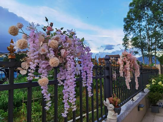 Golden Shower Flower Row Wedding Arch - Outdoor Wall Hanging Decoration