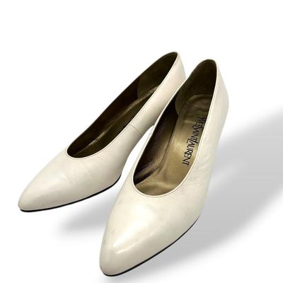 Παπούτσια με τακούνια