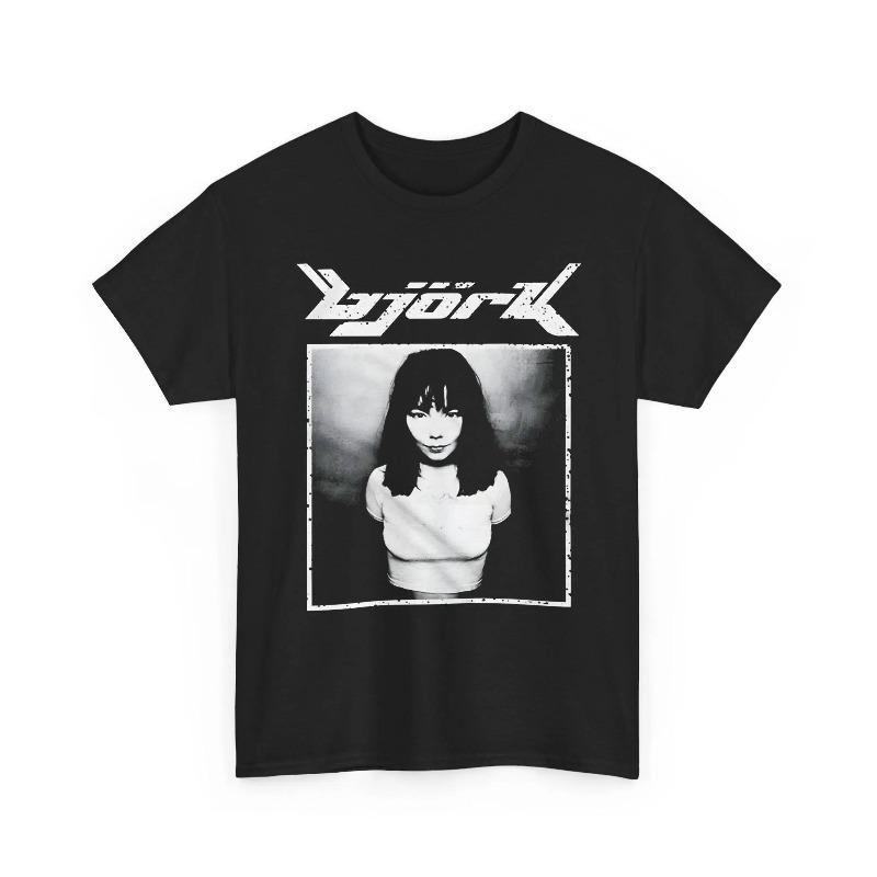

Björk Vintage T-Shirt Retro 90s Y2K Singer Merch Black White Photo Tee Icelandic Musician Gift Electronic Music Shirt M