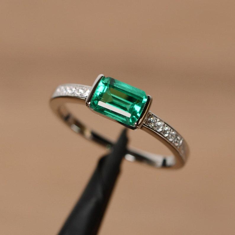 Women's Green Lab Emerald Gemstone Ring 925 Sterling Silver May Birthstone Engagement & Wedding Wear Stantement Ring