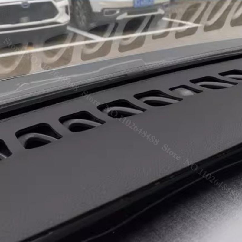 Für BYD Dolphin 2024 2025 2026 Auto Armaturenbrettabdeckung Leder Armaturenbrett Sonnenschutzmatte Rutschfeste Matte Schutzabdeckung Innenzubehör