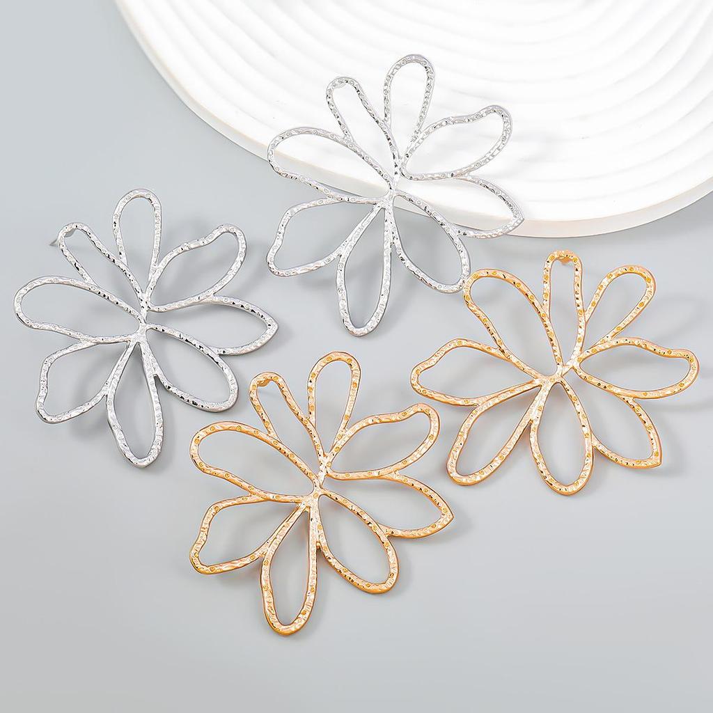 Chic European & American Statement Alloy Flower Earrings - Vintage Elegant Style for Women