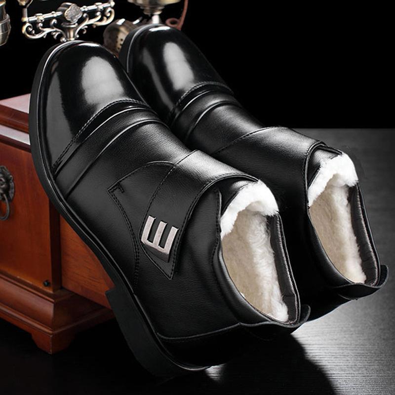 Mieszanka wełny Męskie zimowe buty Rozmiar 38~46 Najcieplejsze skórzane rosyjskie buty śnieżne męskie buty męskie