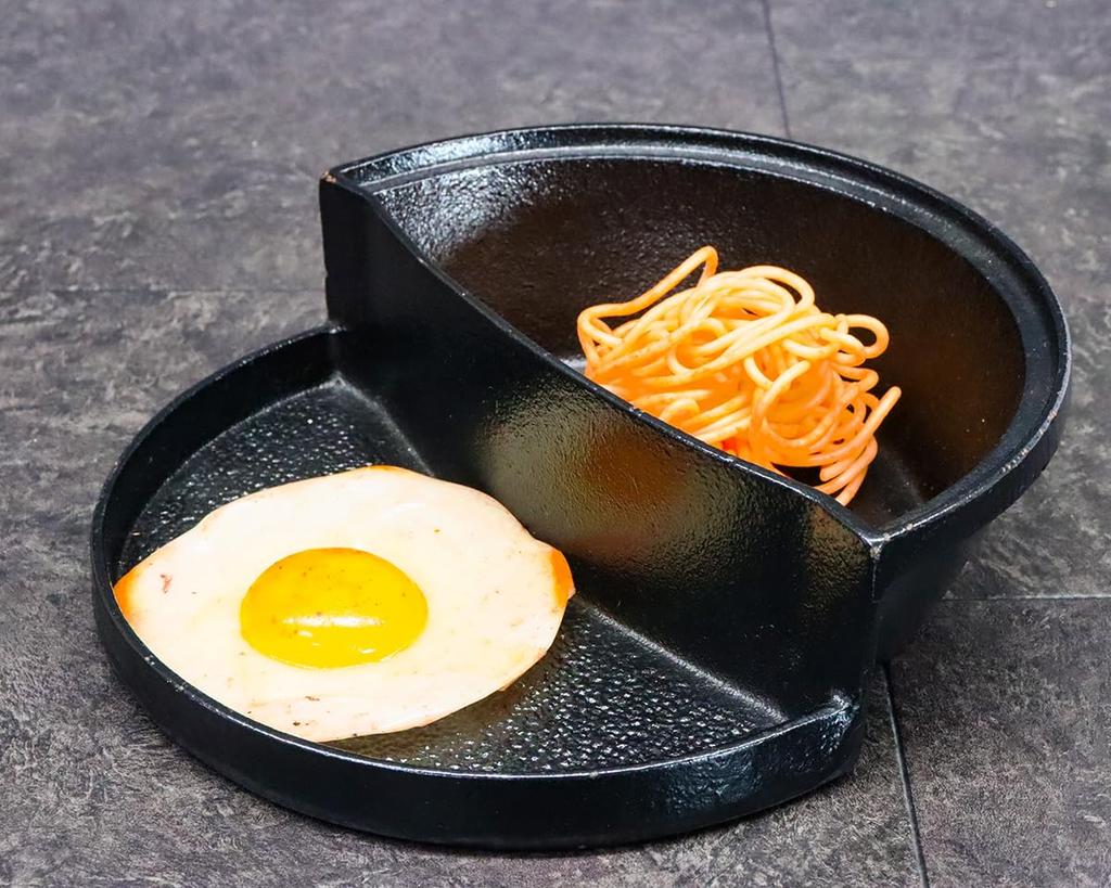 Castle Enterprise Asahi Cast Iron Lid-flavored Cooking Pot (for Yakiniku and Shabu-Shabu) (Gas and Induction Compatible) Commercial Use