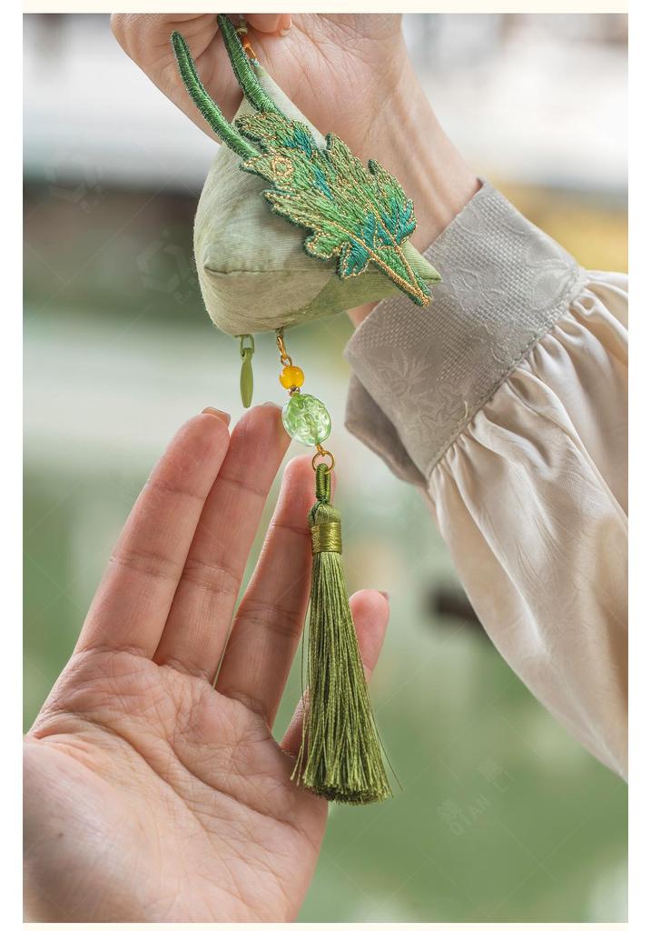 [Lisun] Dragon Boat Festival Embroidered Lotus Scented Sachet - Triangle Mugwort Leaf Zongzi Fragrance Bag