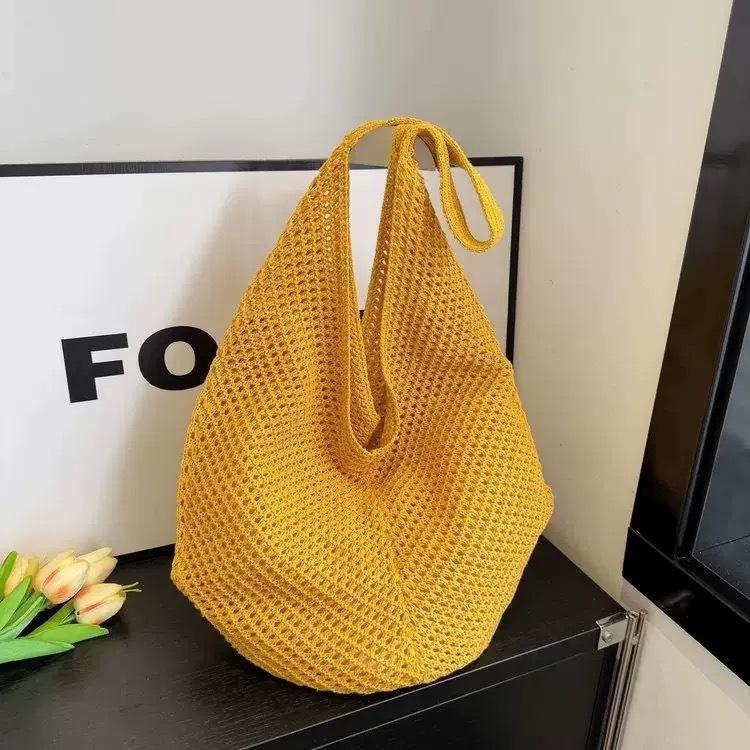 Summer super fire woven bag women's new literary and artistic style wool knitted vacation beach bag shoulder messenger bag