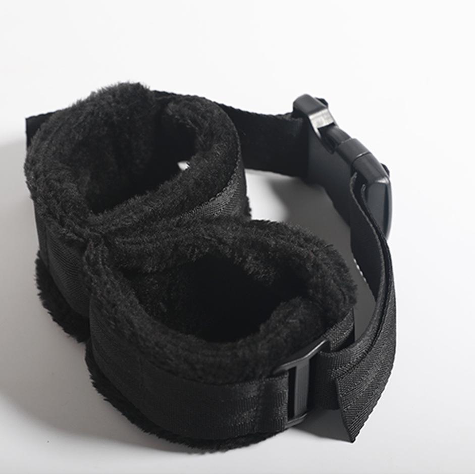 Adult Binding Anti Stripping Plush Black Handcuffs Red Pink Purple Sm Toy Couple Hand Binding Sex Toy for Sexual Use