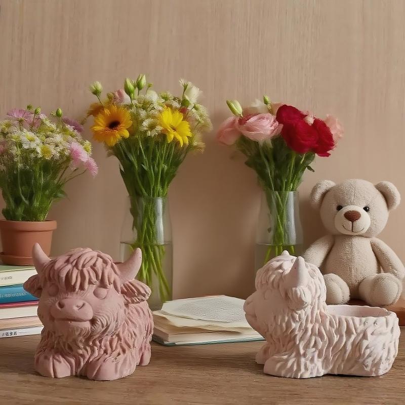 Highland Yak Candle Cup Silicone Mold for Epoxy Resin DIY Harvest Festival Scottish Cow Flower Pot Gypsum Decoration