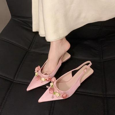 Chaussures de mariage à la mode pour mariée, chaussures à fleurs sexy, bout pointu, talons bas et fins, escarpins pour femmes, chaussures de mariage élégantes à bride arrière, mules Zapatos De Mujer