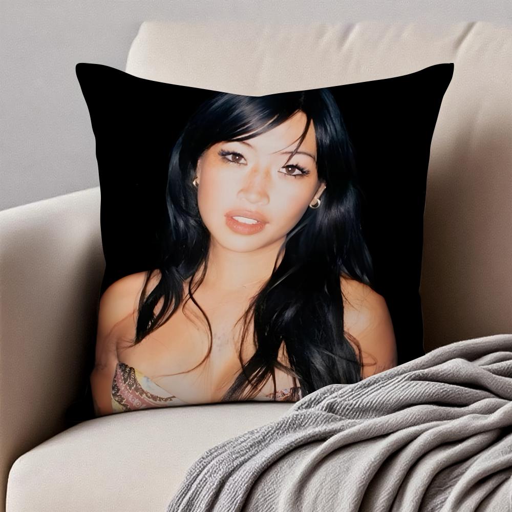 BBeabadoobee Cushion Cover Pillowcase Antidustmite Invisible Zipper Short Plush Sofa Cushion