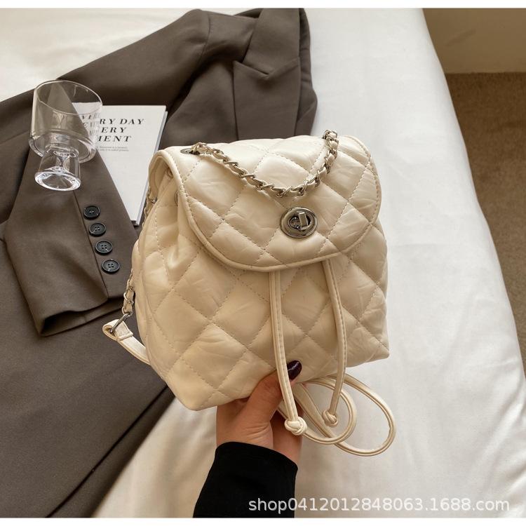 Korean Version Ins Backpack Bag Women's 2025 New Fashion Diamond Commuter Shoulder Bag Niche Design Travel Bag