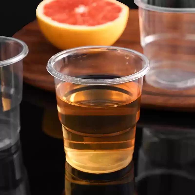 Vienkartiniai aukštai temperatūrai atsparūs plastikiniai puodeliai Namų apyvokos skaidrūs sutirštinti gėrimo puodeliai