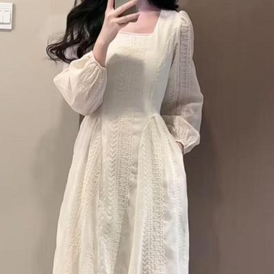 2025 Korean Style Square Neck Pear & Apricot Long Dress - Elegant Early Autumn Waist-Cinching Design for Women