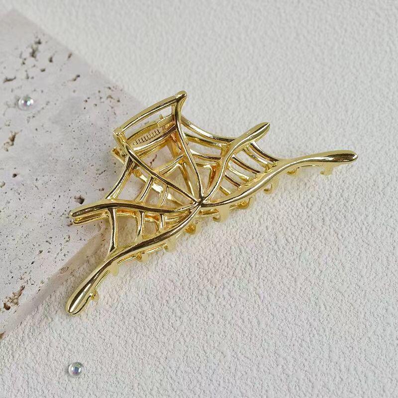 Halloween Skull Spider Web Metal Hair Claw – Gothic Hollow Hair Clip for Women