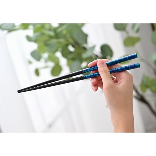 Manufactured In Our Own Factory In Obama, Fukui Prefecture [Chopsticks Factory]. Dishwasher-safe Lacquered Chopsticks, Dyed Kasuri Finish, Set of 5. C