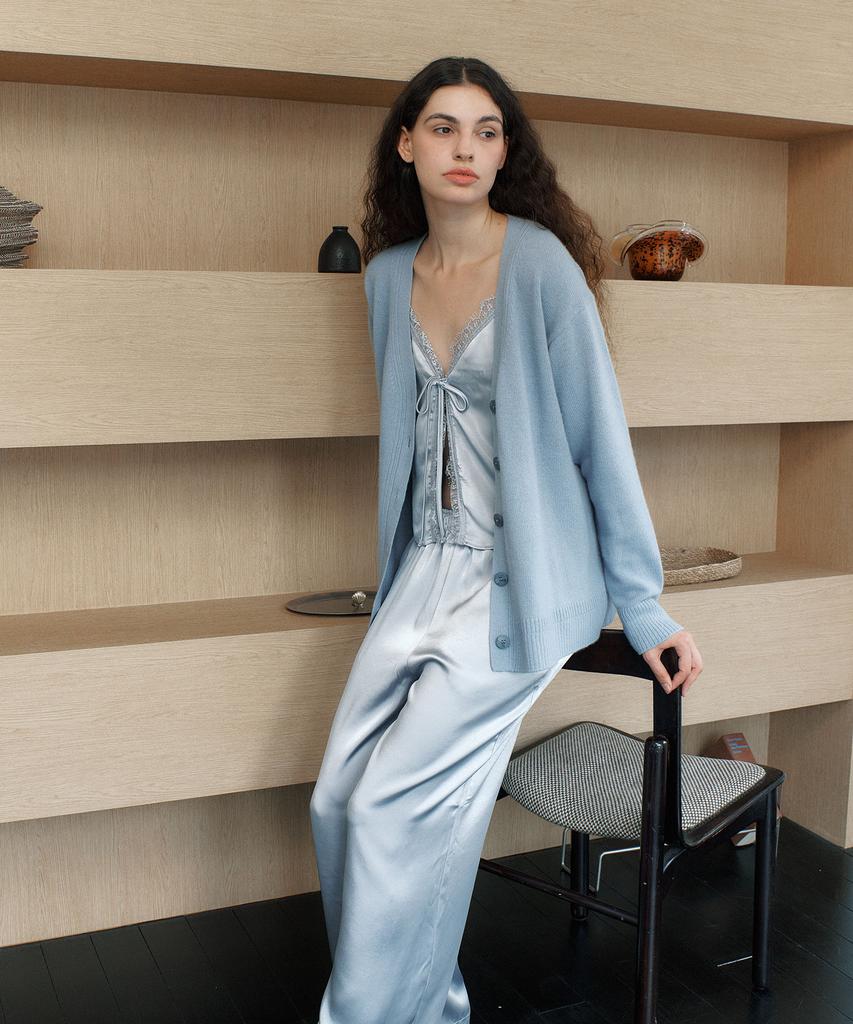 Atempo Raccoon Wool Knit Cardigan / Fog Blue
