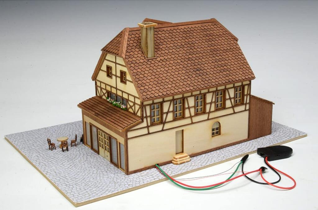 Woody Joe 1/87 European Streets Series Germany Wooden Model Assembly Kit