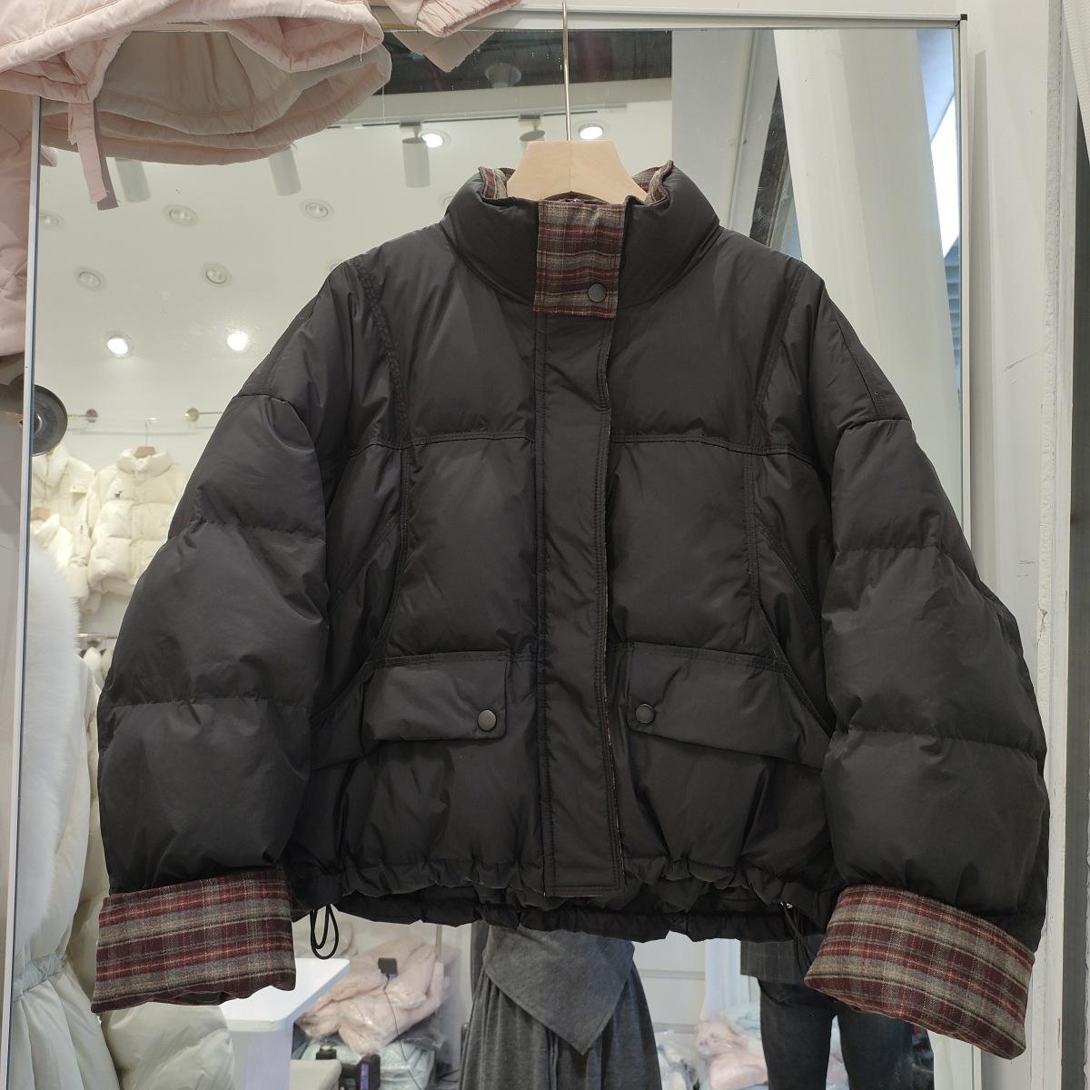 

2025 winter new splicing plaid down jacket women s short stand-up collar thickened warm loose bread jacket M чорний