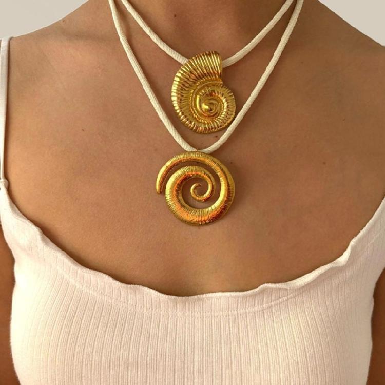 Starfish Necklace Stainless Steel Jewelry Lightweight Adjustable Length Jewelry For Casual Outfits Beach Vacations Gift