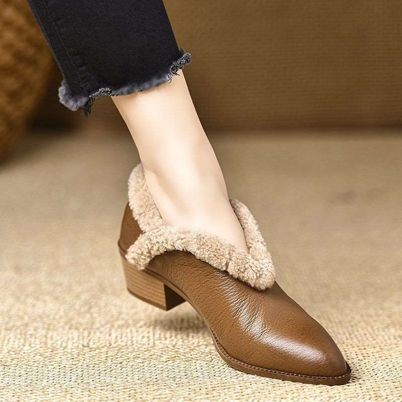 Autumn and winter new women's shoes thick heel fashion boots comfortable pointed hair fashion mother high heel thin boots