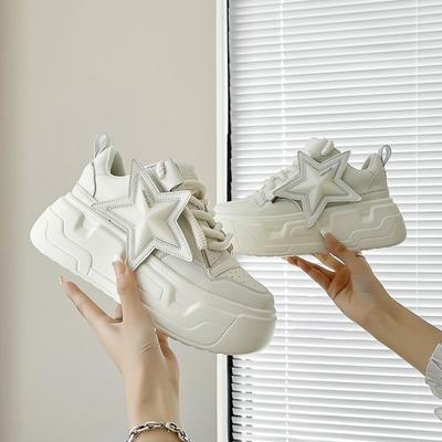 Luxury 2024 New Women's Thick Sole Heightening Star Accessories Casual Board Shoes Anti Slip and Wear Resistant Sports Shoes