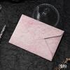 Vergoldetes Briefpapier-Set mit Wachssiegel für den Valentinstag